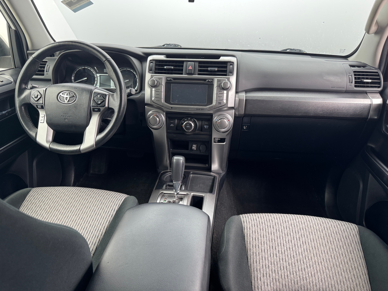 Thumbnail: 2016 Toyota 4Runner - 3