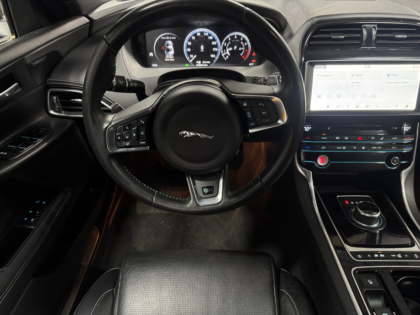 Thumbnail: 2018 Jaguar XE - 4