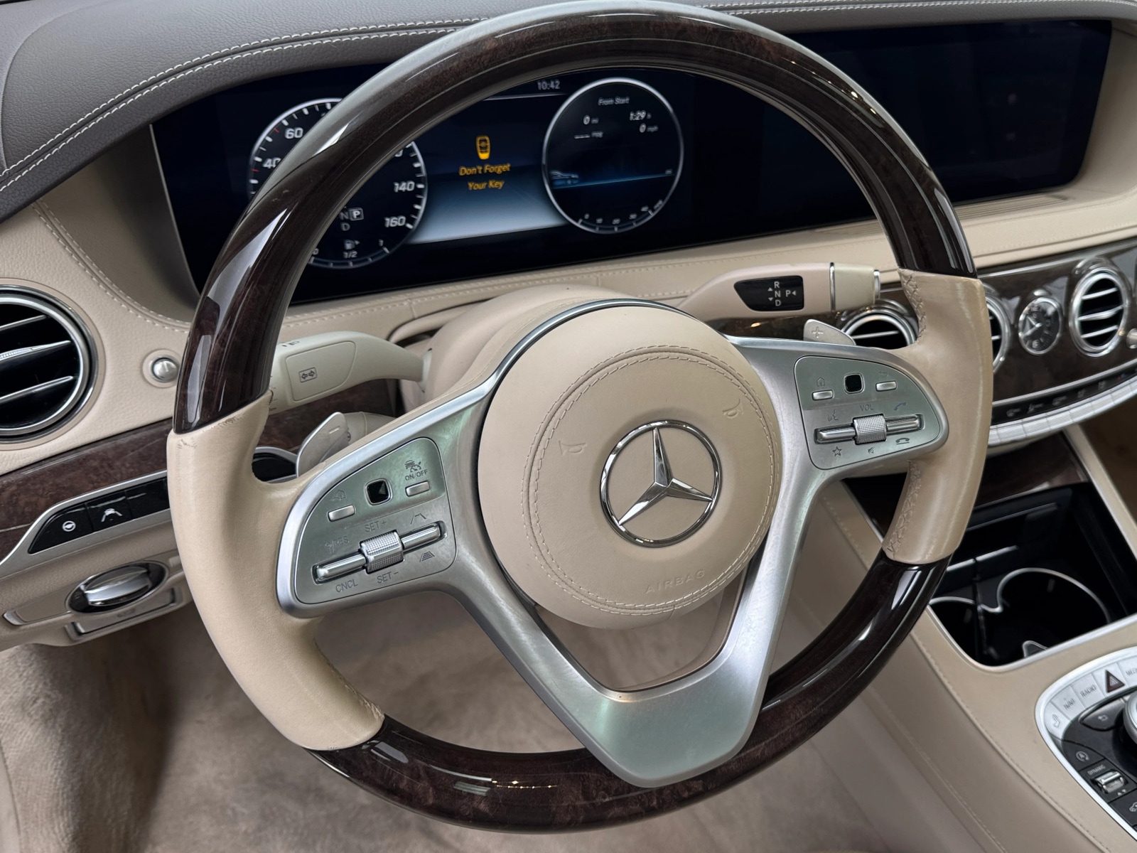 Thumbnail: 2020 Mercedes-Benz S-Class - 4