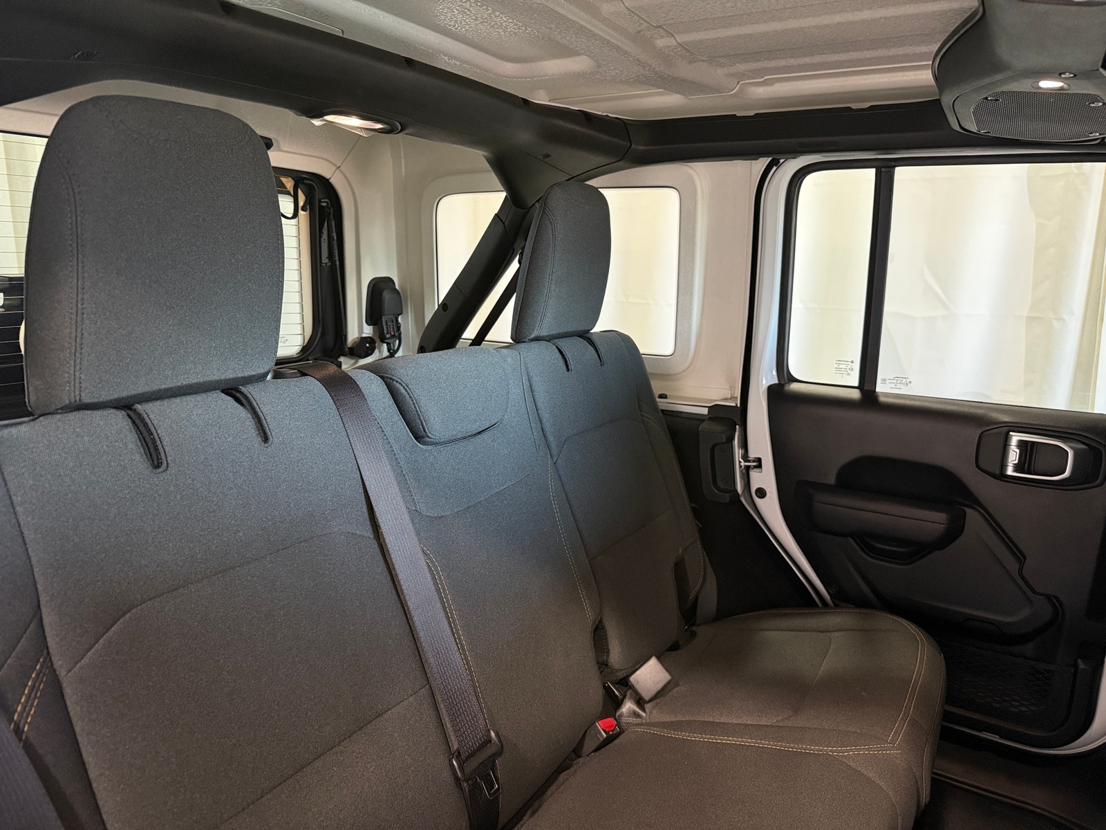 Thumbnail: 2025 Jeep Wrangler - 6