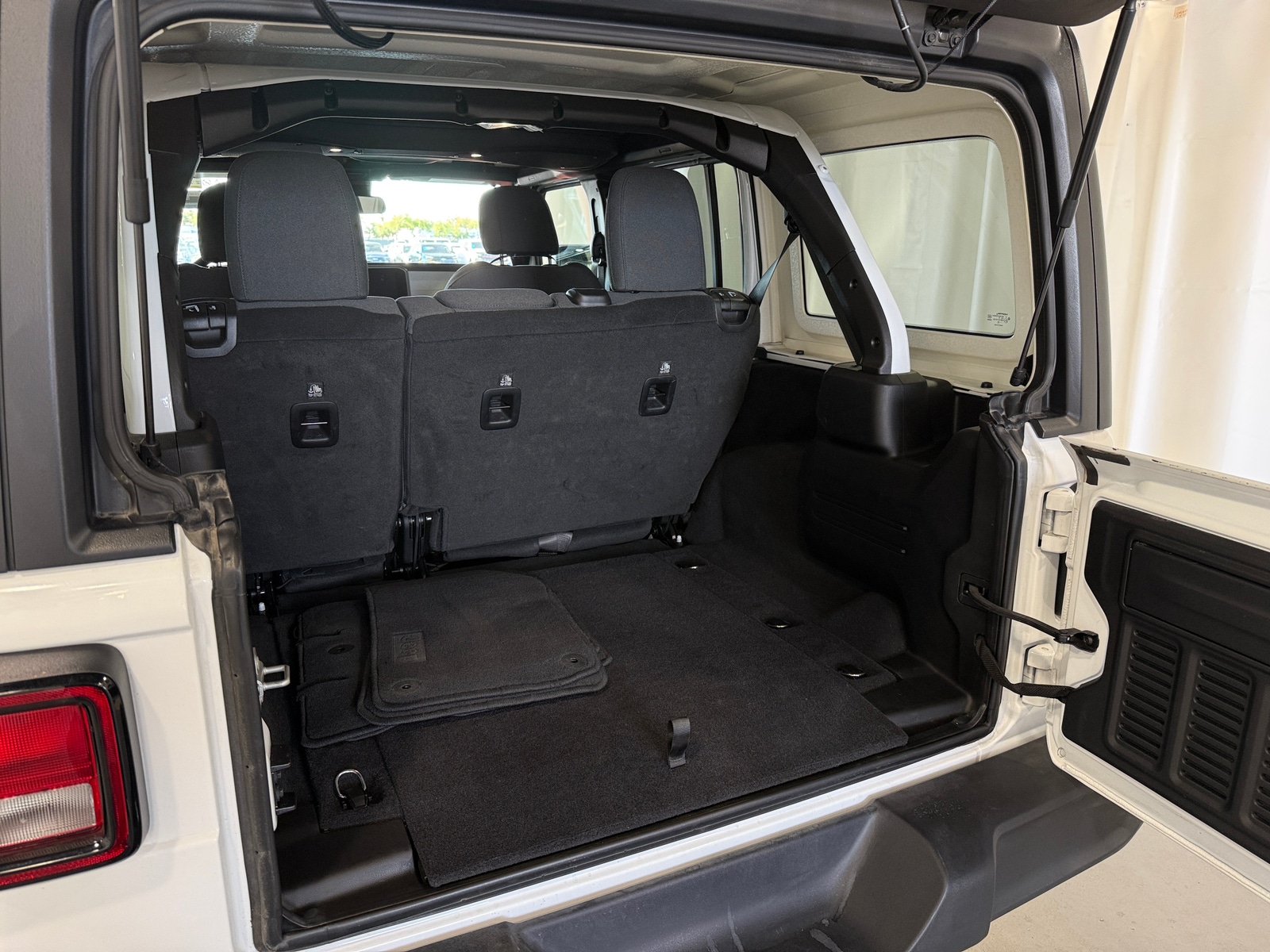 Thumbnail: 2025 Jeep Wrangler - 7