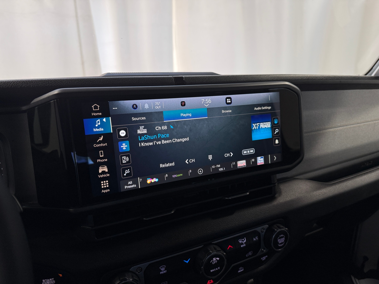 Thumbnail: 2025 Jeep Wrangler - 4