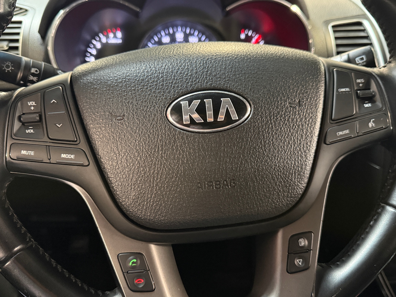 Thumbnail: 2014 Kia Sorento - 5