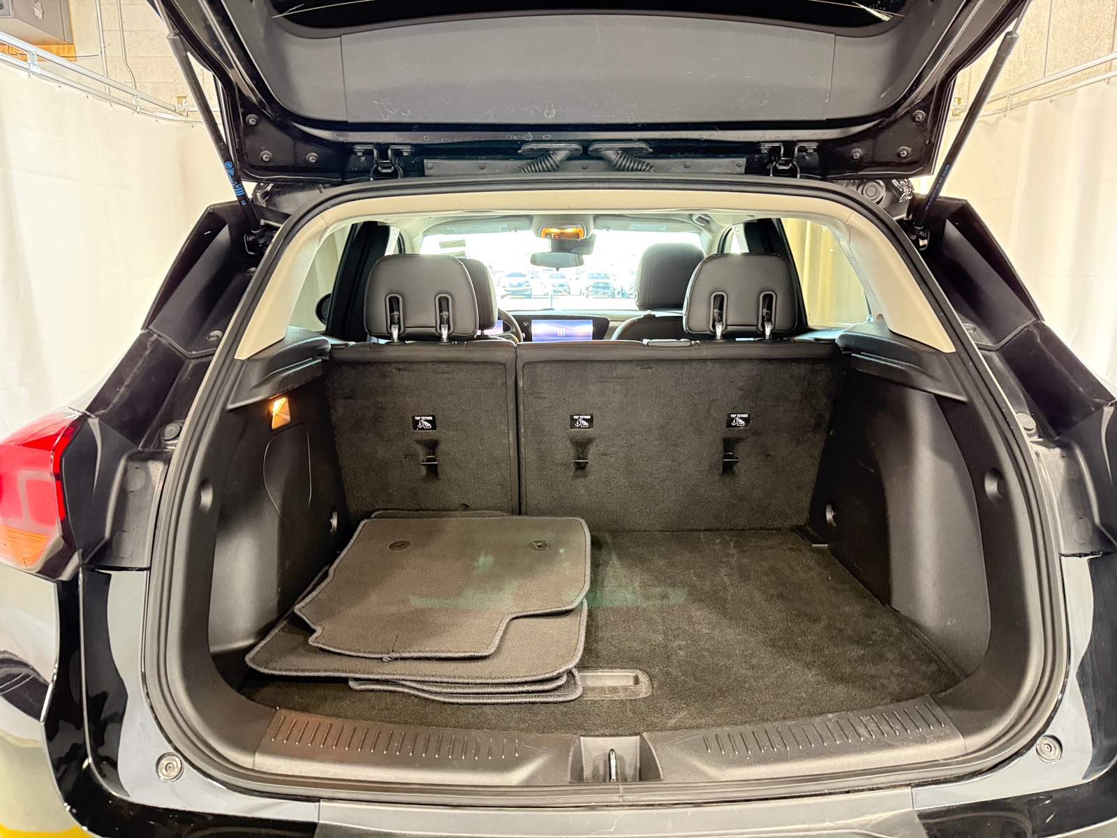 Thumbnail: 2025 Buick Encore GX - 6