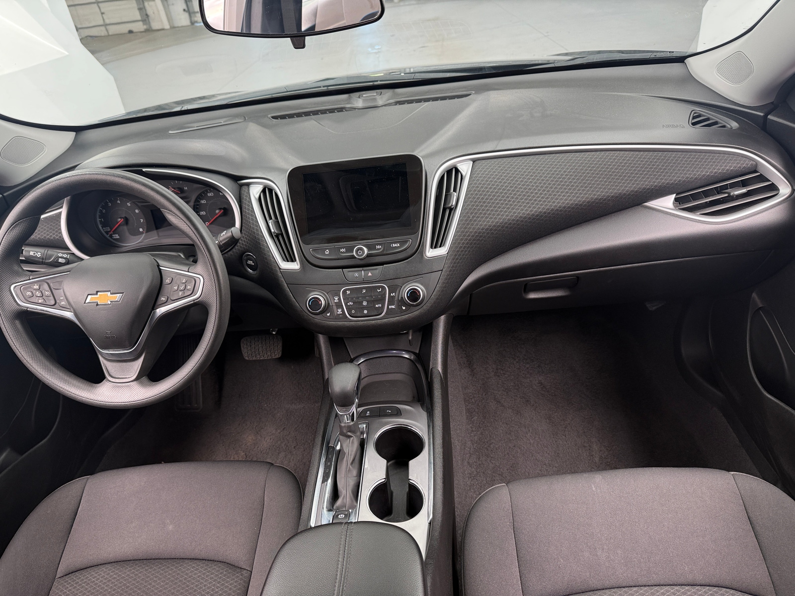 Thumbnail: 2024 Chevrolet Malibu - 3