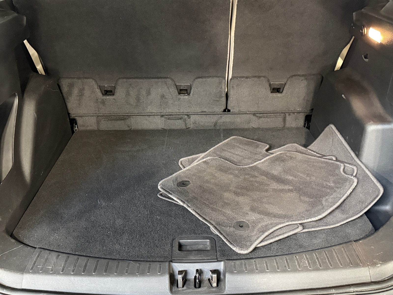 Thumbnail: 2018 Ford Escape - 6