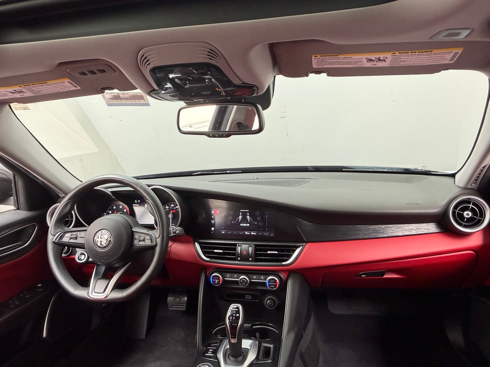 Thumbnail: 2021 Alfa Romeo Giulia - 2