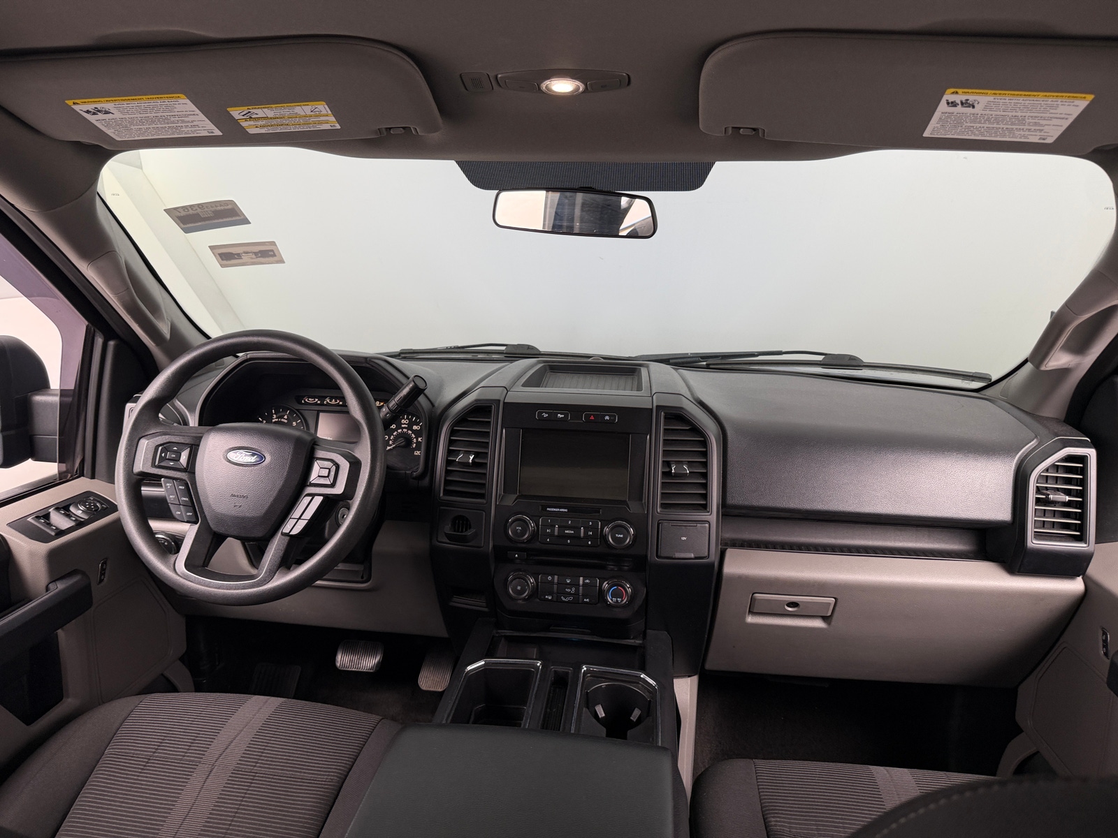 Thumbnail: 2018 Ford Econoline - 3