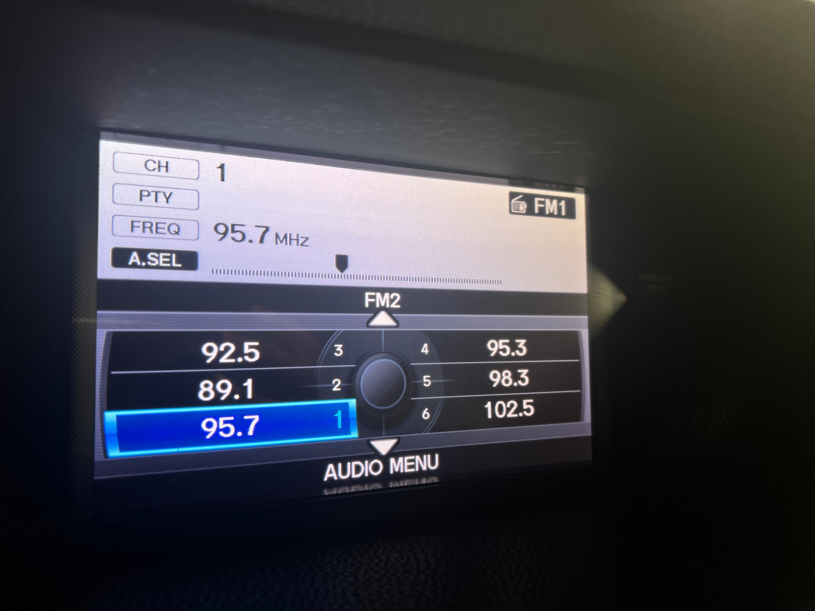 Thumbnail: 2013 Acura TSX - 3