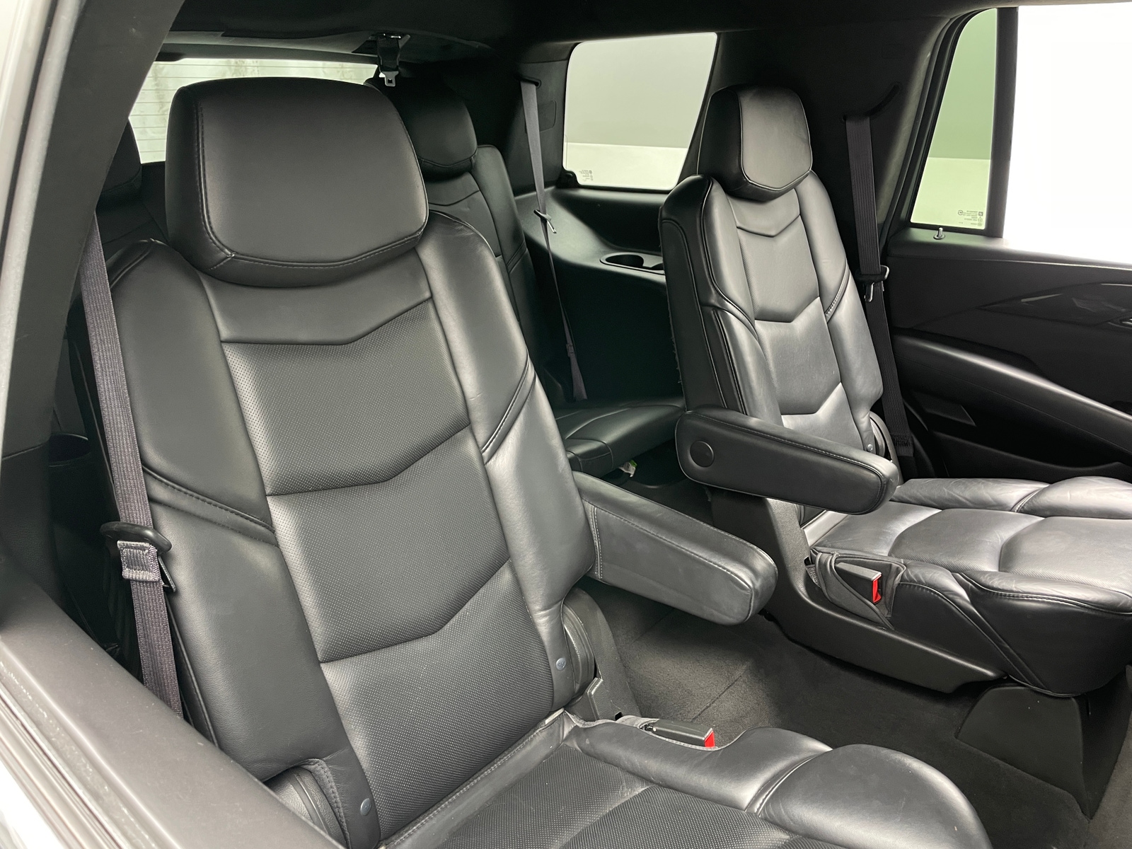 Thumbnail: 2017 Cadillac Escalade - 5