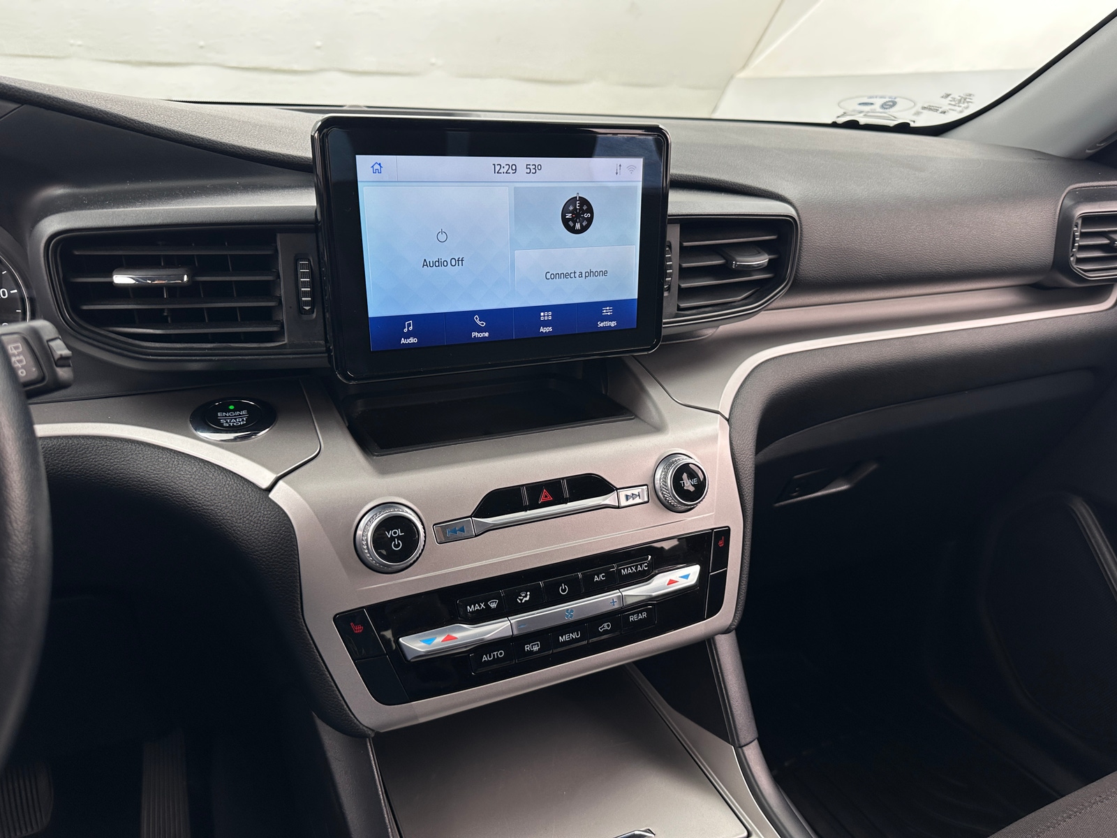 Thumbnail: 2021 Ford Explorer - 4