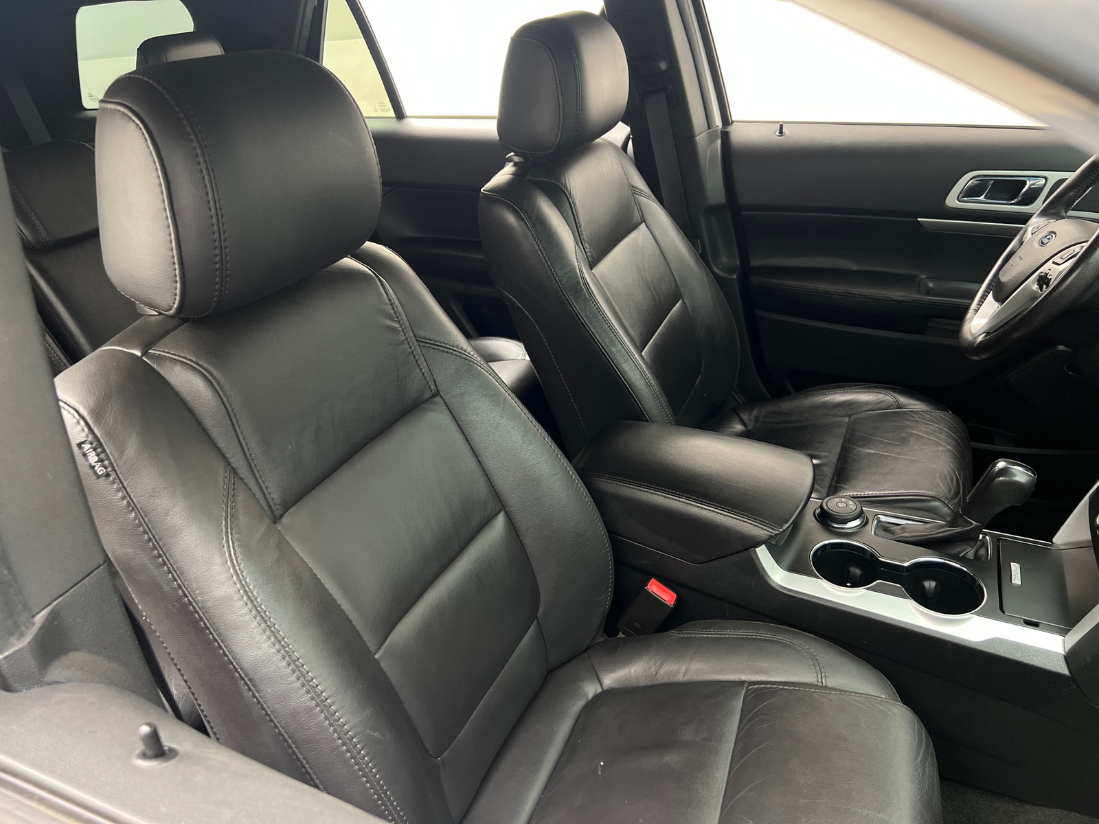 Thumbnail: 2015 Ford Explorer - 2