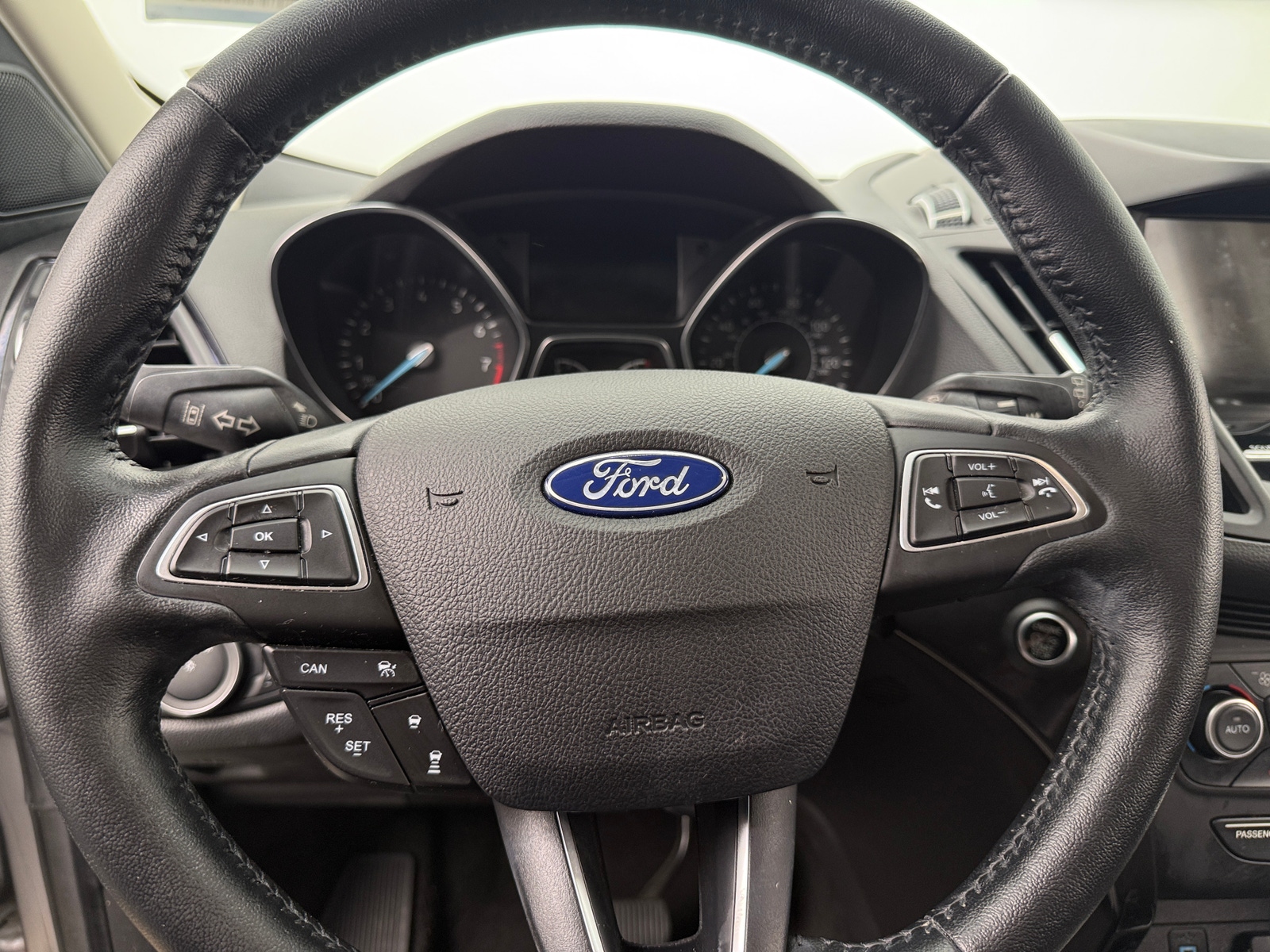 Thumbnail: 2019 Ford Escape - 4