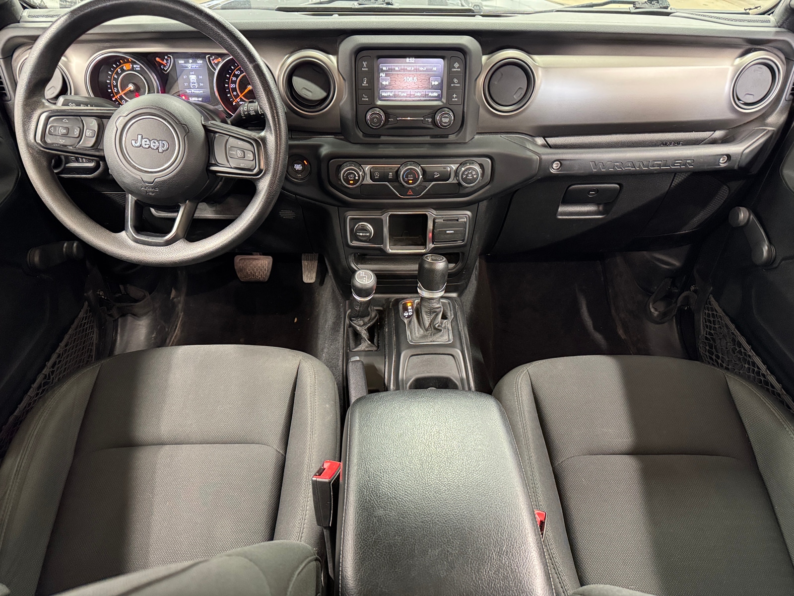 Thumbnail: 2020 Jeep Wrangler - 3