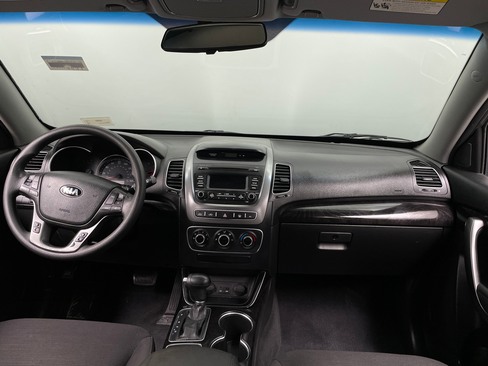Thumbnail: 2015 Kia Sorento - 3