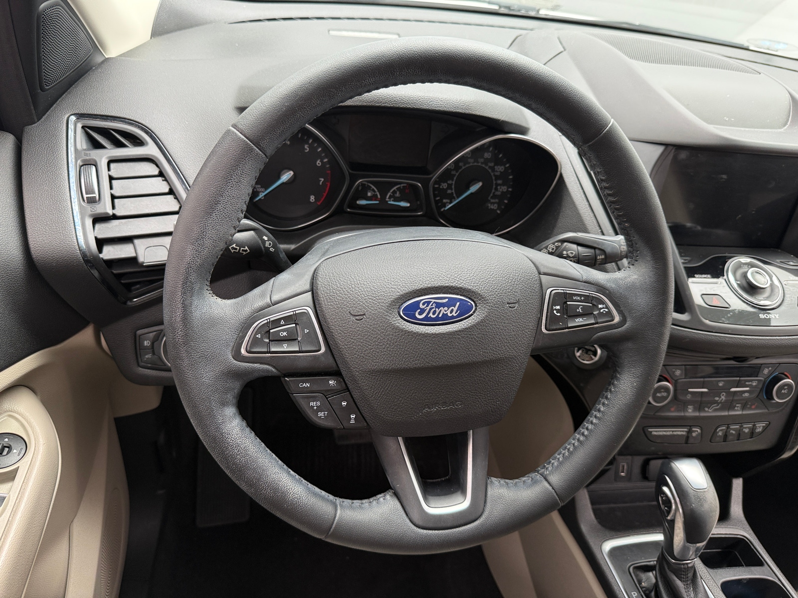 Thumbnail: 2019 Ford Escape - 4
