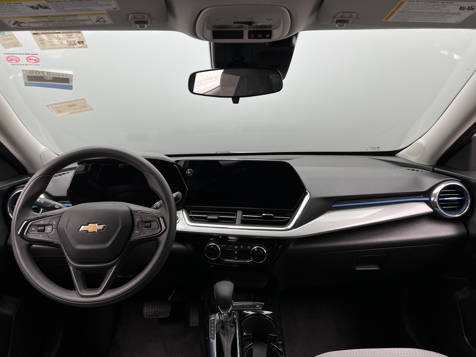 Thumbnail: 2025 Chevrolet Trax - 3
