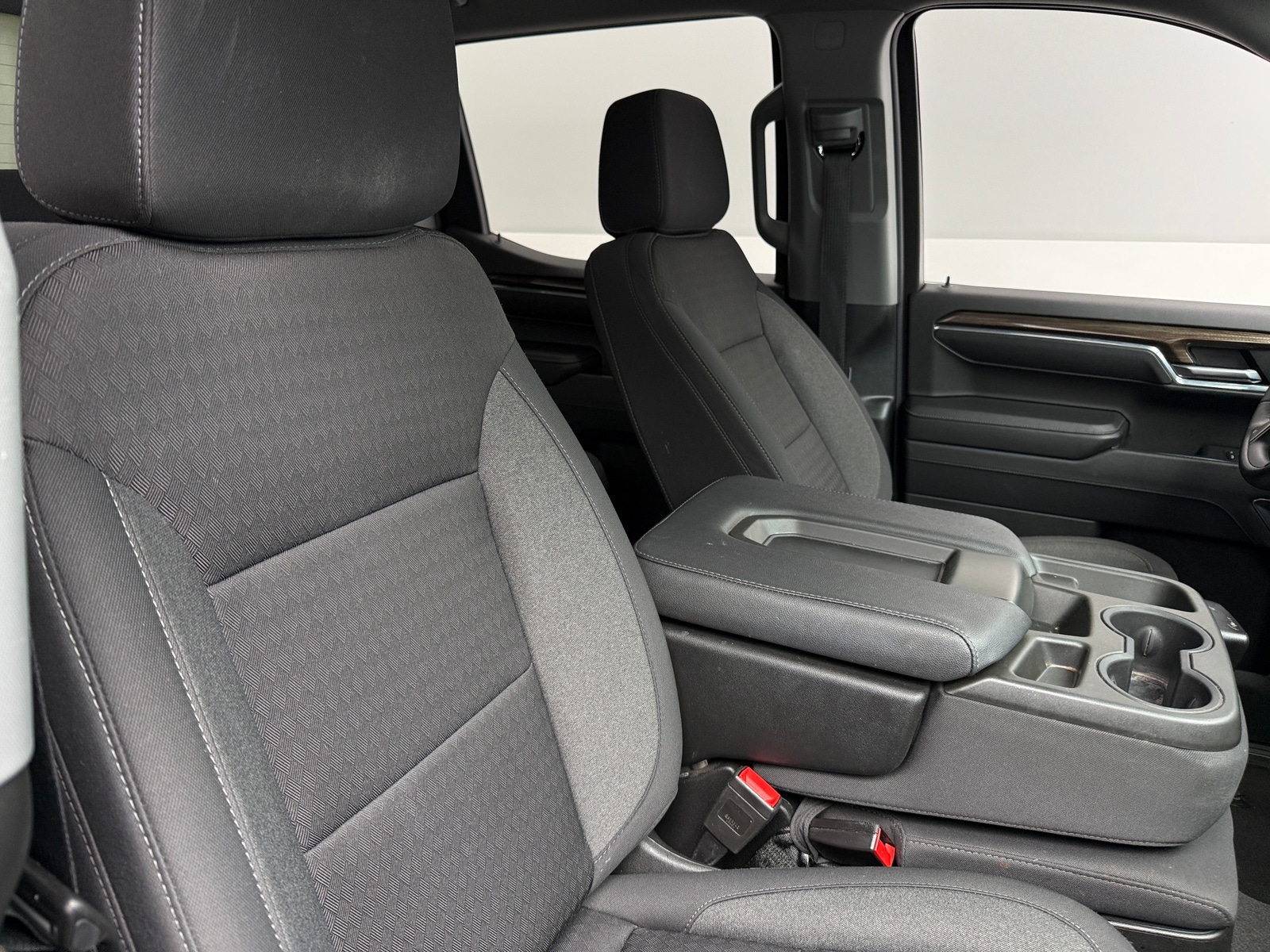 Thumbnail: 2024 Chevrolet Silverado 1500 - 2