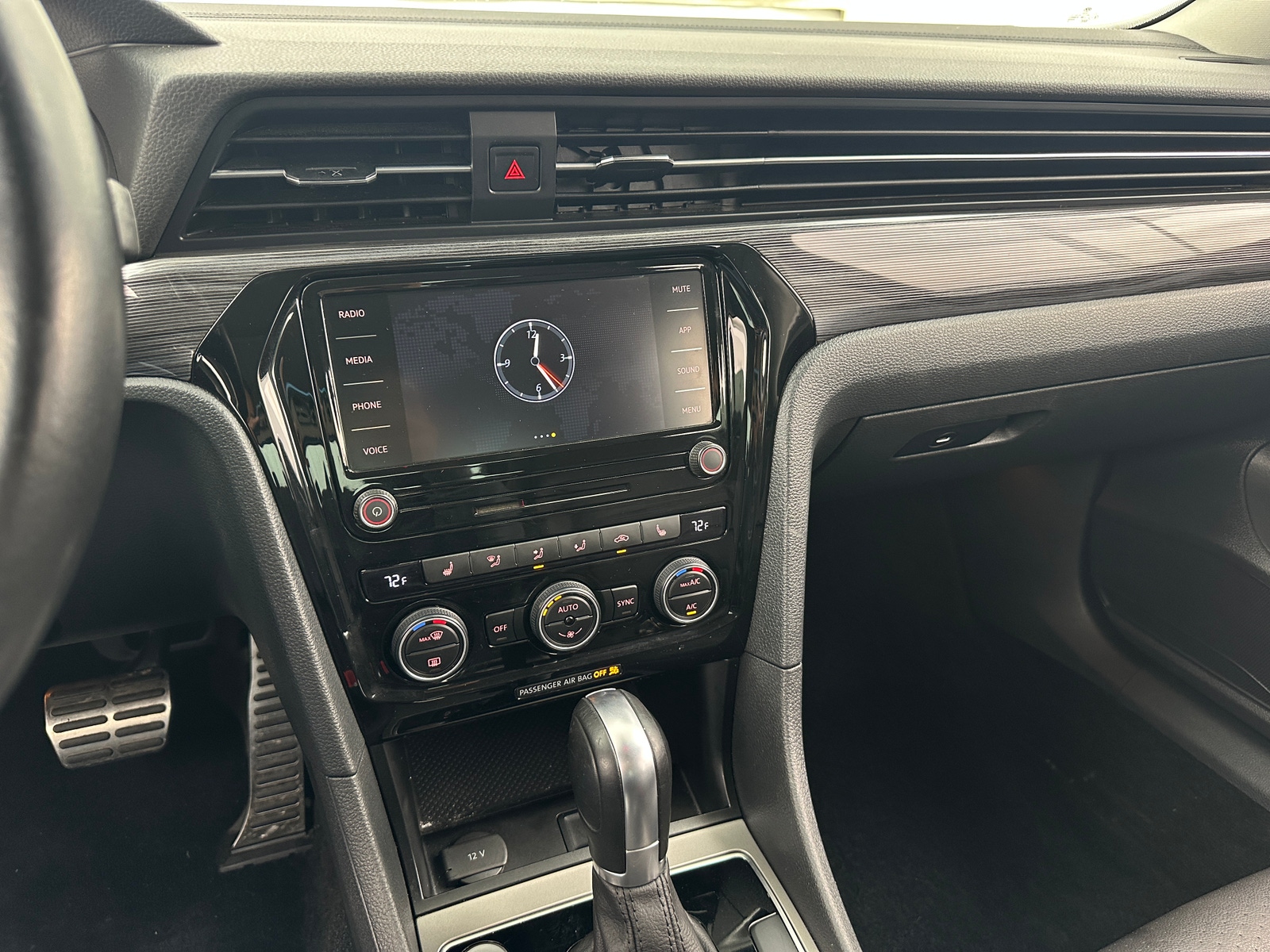 Thumbnail: 2020 Volkswagen Passat - 3