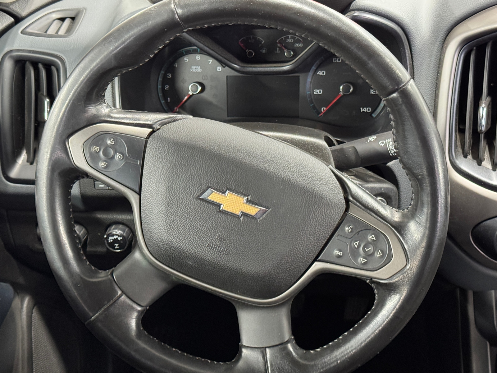 Thumbnail: 2018 Chevrolet Colorado - 4