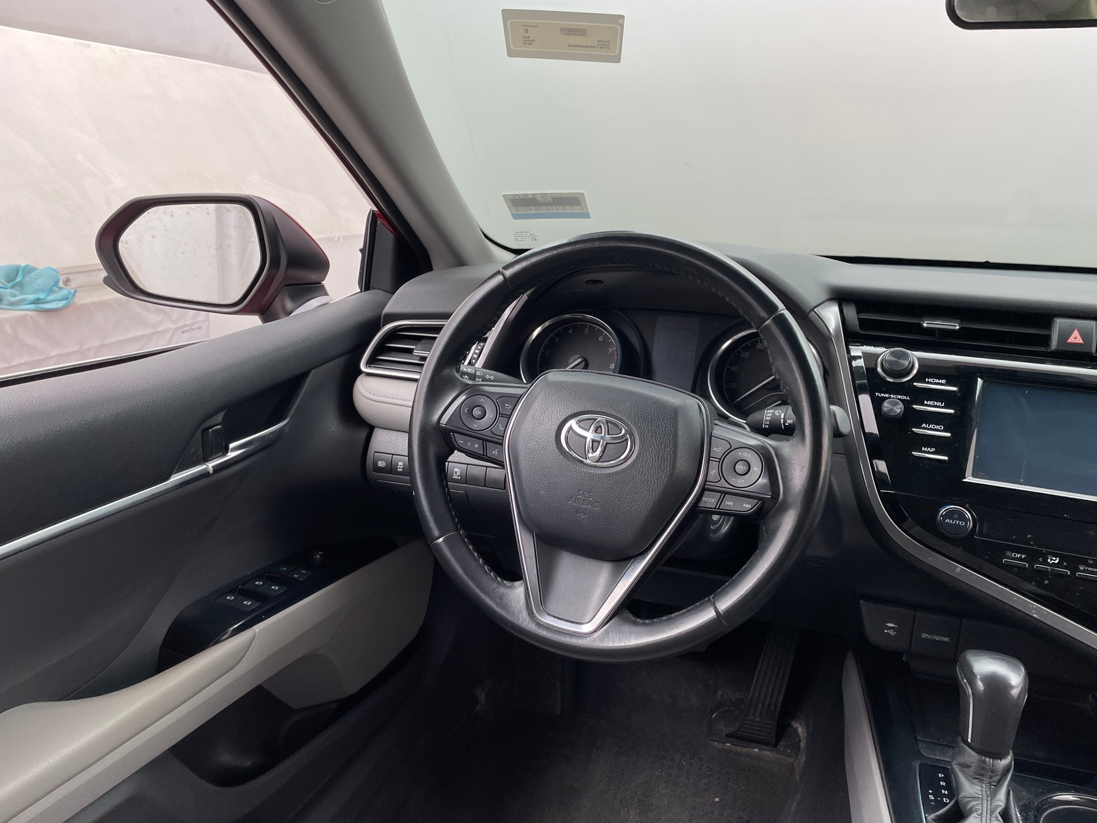 Thumbnail: 2019 Toyota Camry - 5