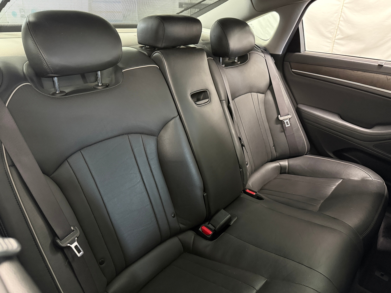 Thumbnail: 2015 Hyundai Genesis - 5