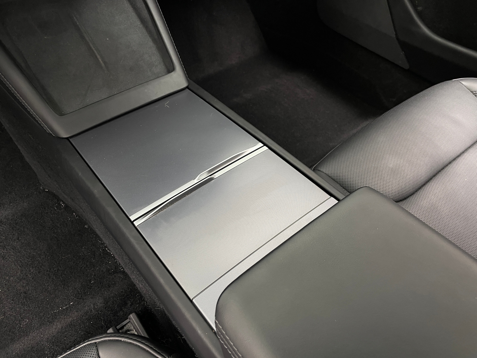 Thumbnail: 2025 Tesla Model 3 - 4