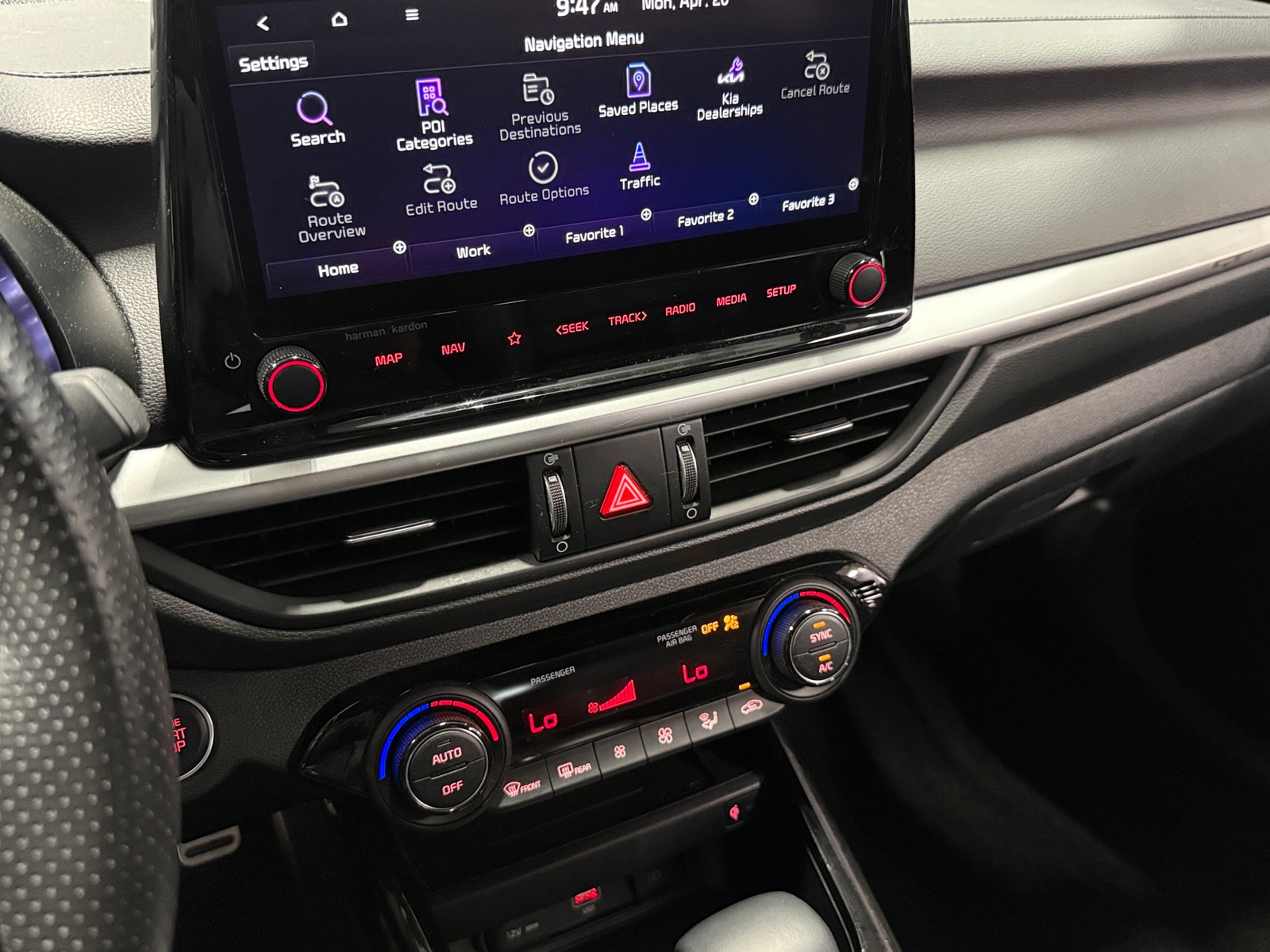 Thumbnail: 2023 Kia Forte - 4