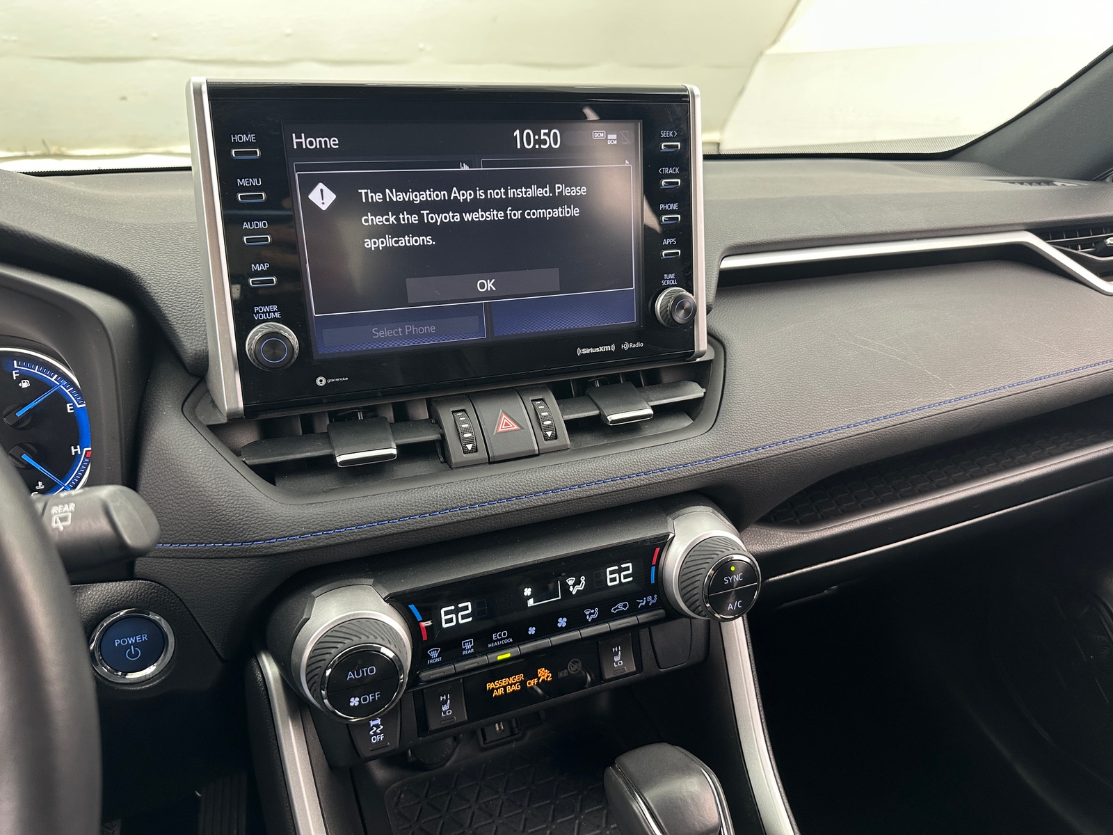 Thumbnail: 2022 Toyota RAV4 - 3