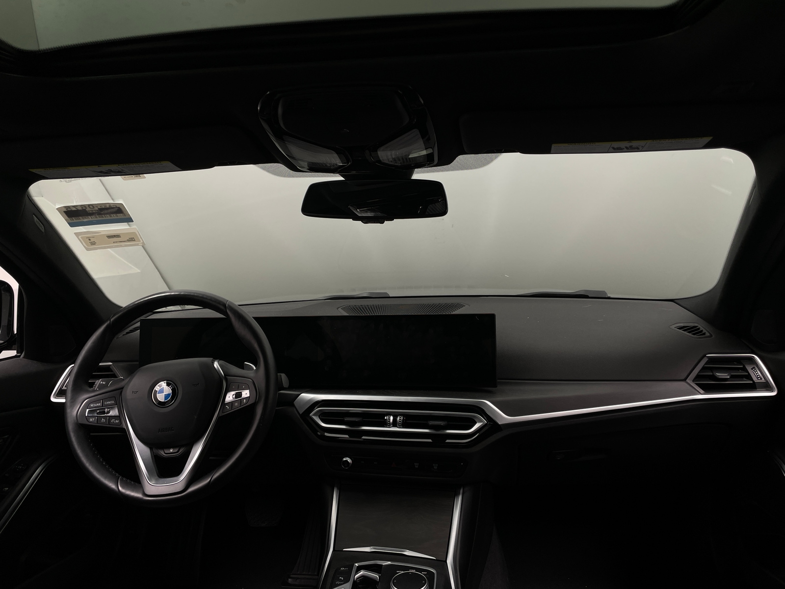 Thumbnail: 2023 BMW 3 Series - 2