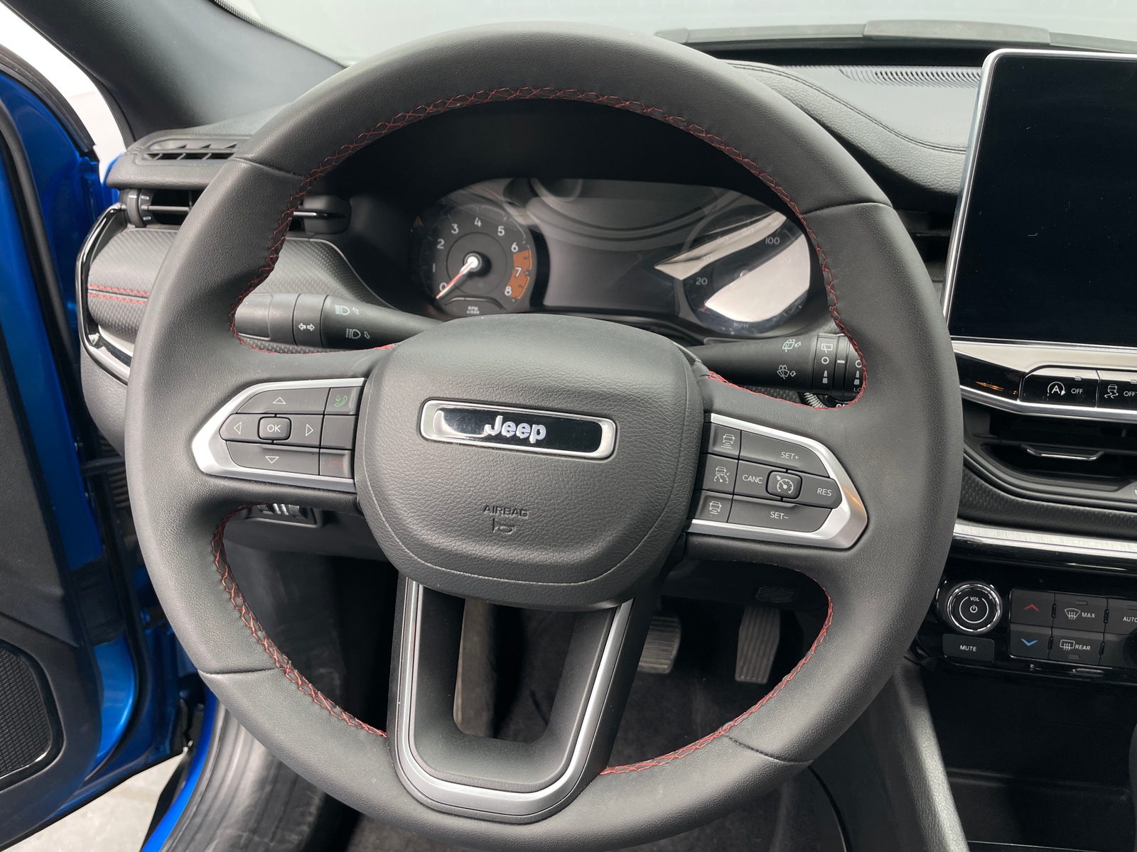 Thumbnail: 2025 Jeep Compass - 5