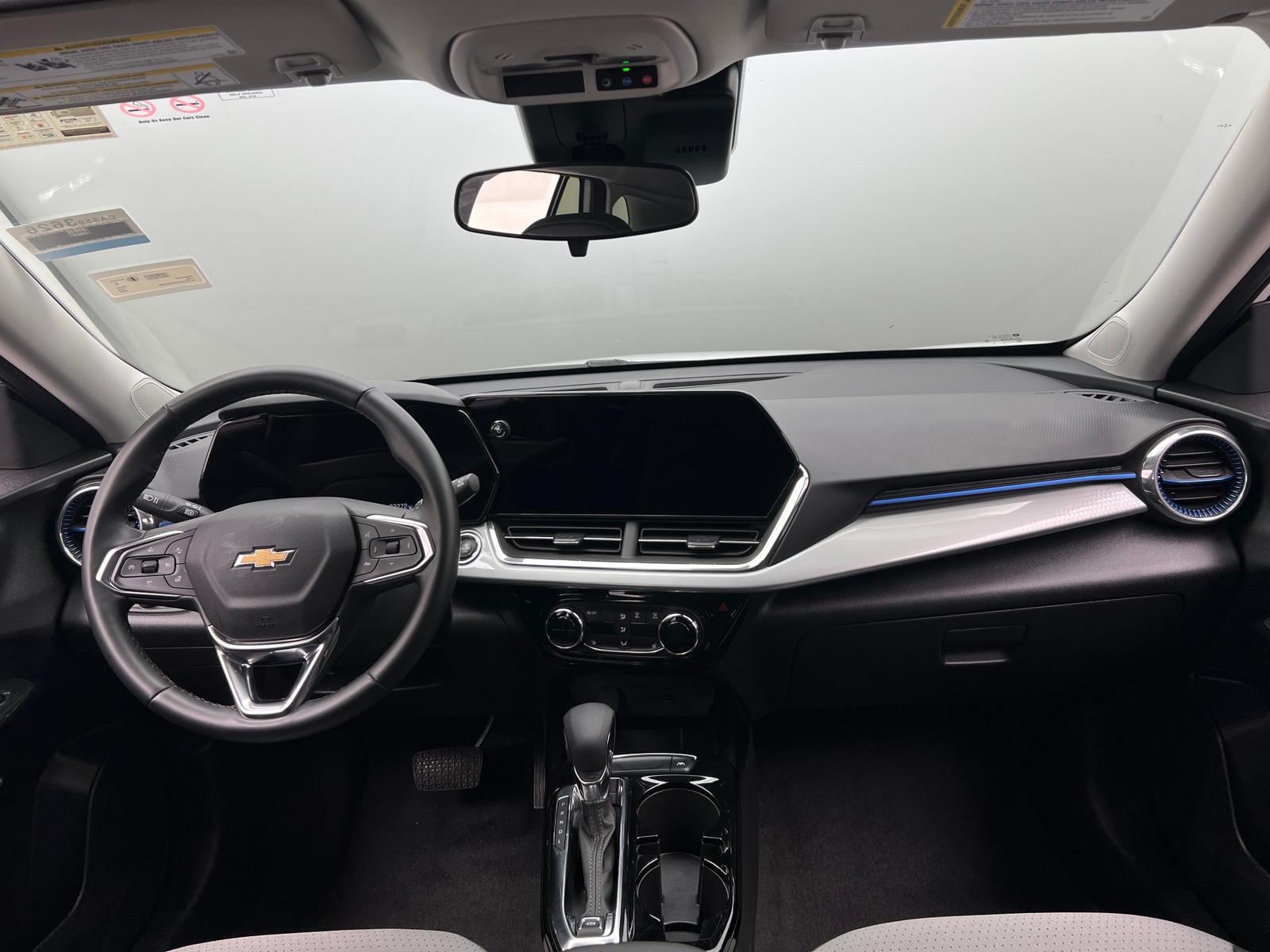 Thumbnail: 2025 Chevrolet Trax - 3