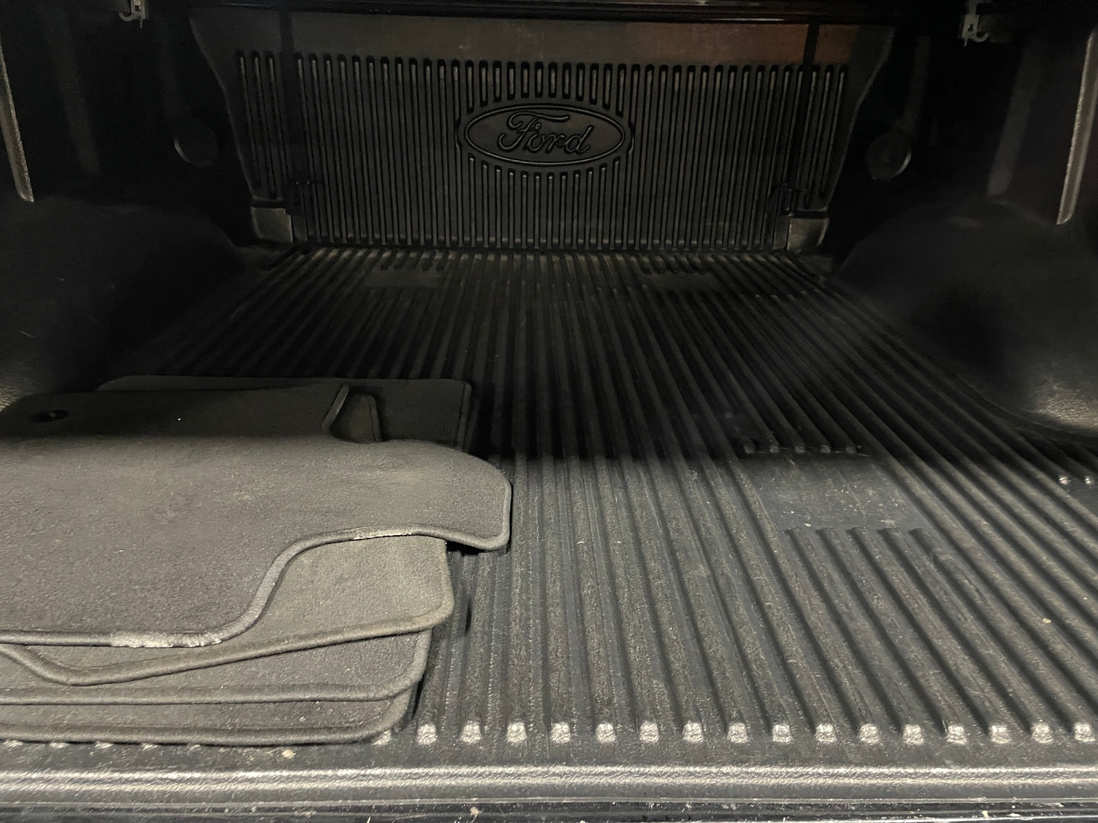 Thumbnail: 2018 Ford Econoline - 7