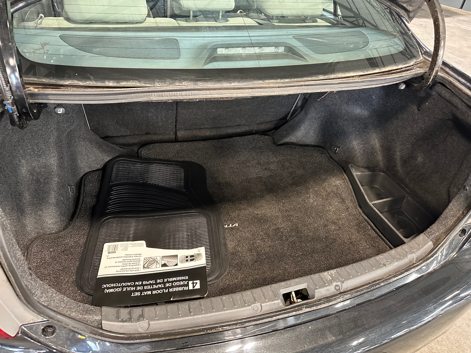 Thumbnail: 2010 Toyota Corolla - 7