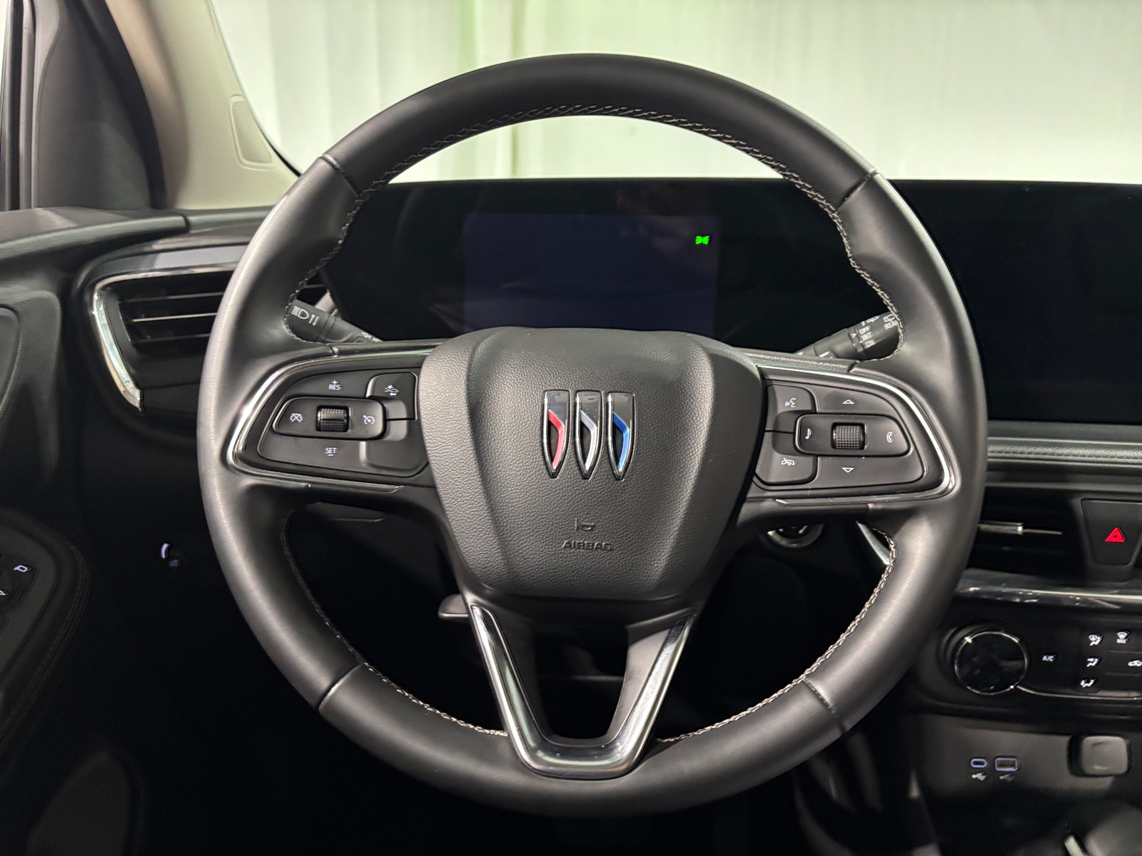 Thumbnail: 2025 Buick Encore GX - 4