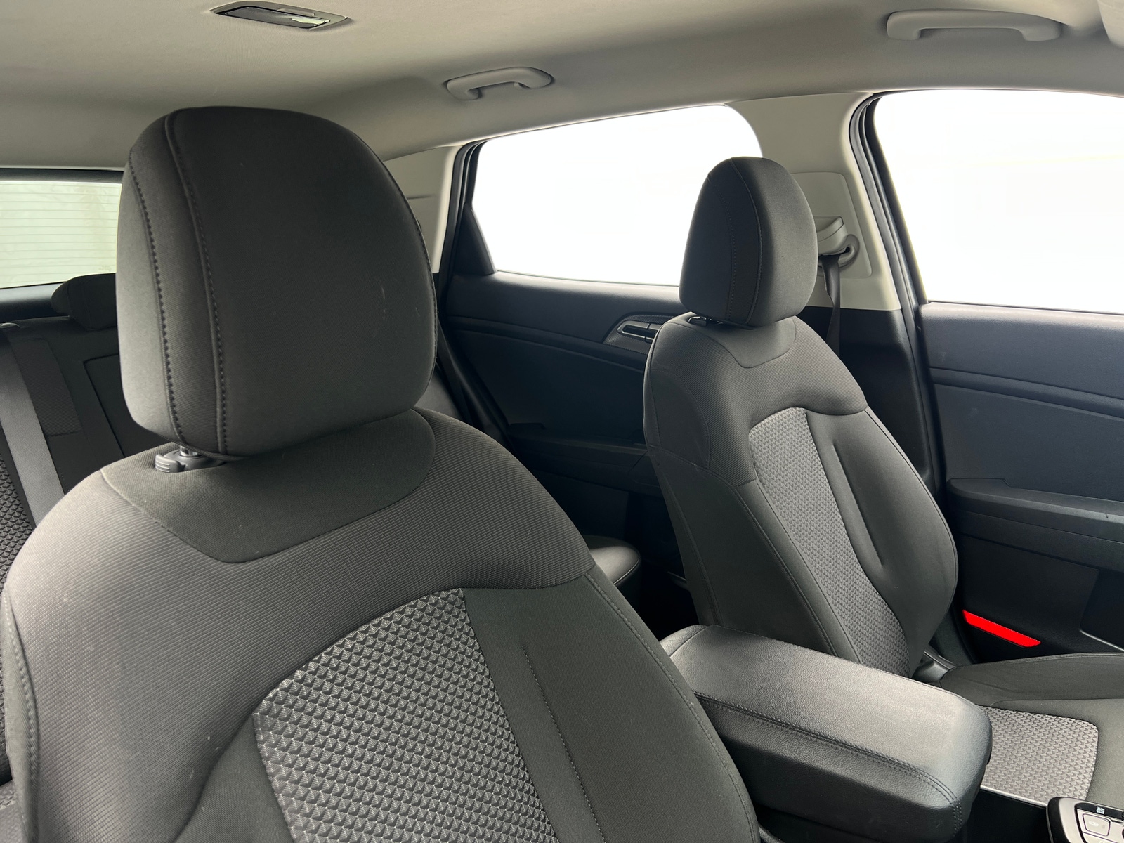 Thumbnail: 2025 Kia Sportage - 2