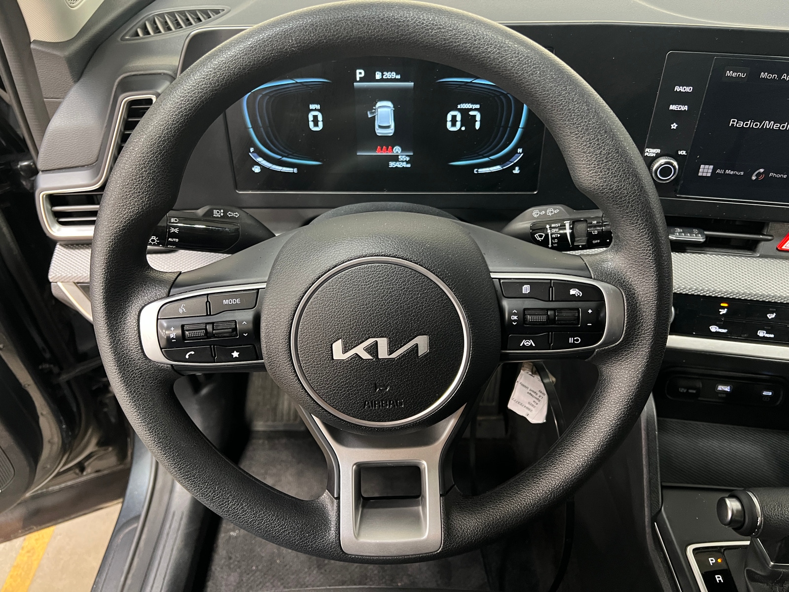 Thumbnail: 2025 Kia Sportage - 5