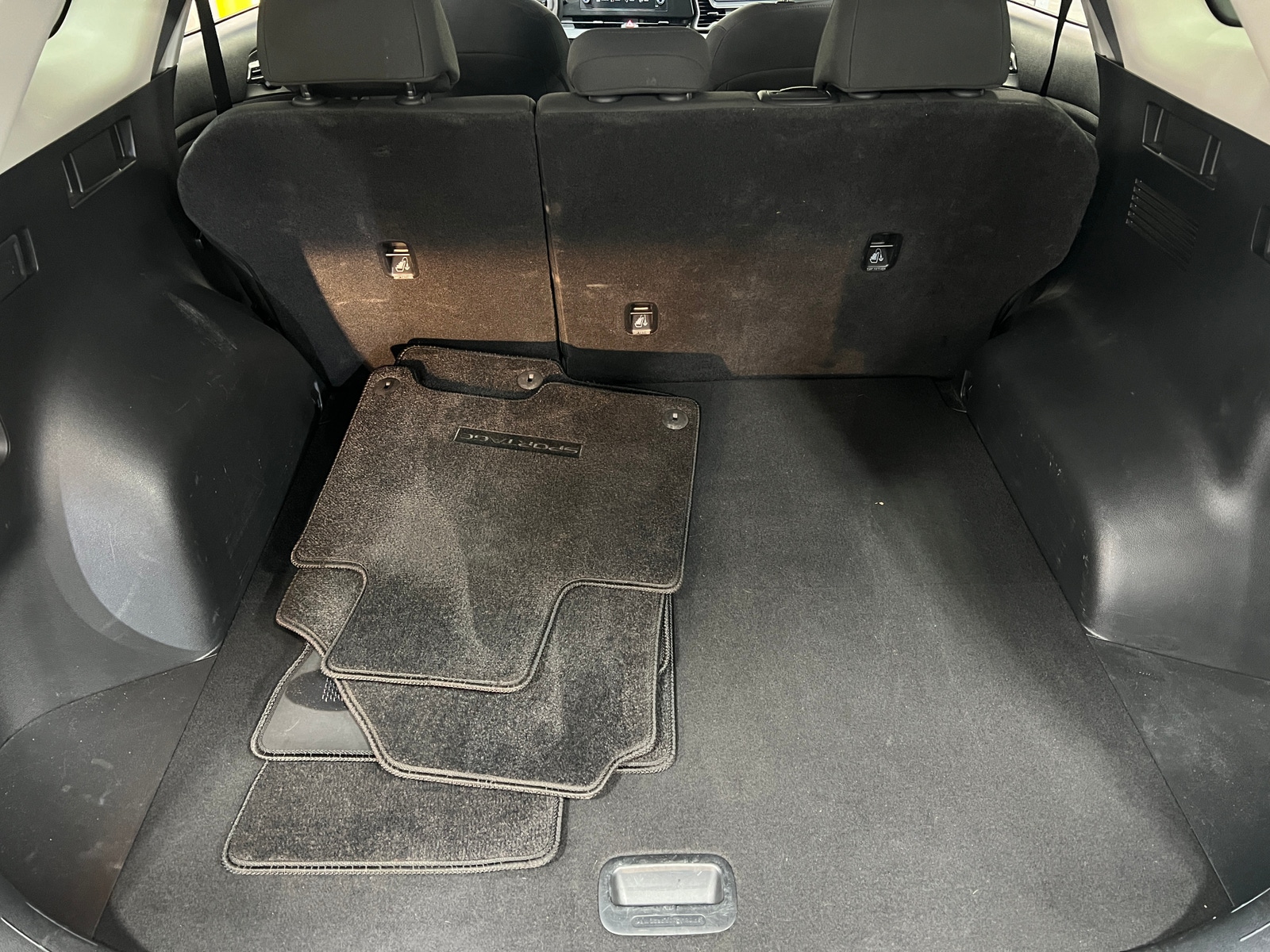 Thumbnail: 2025 Kia Sportage - 7