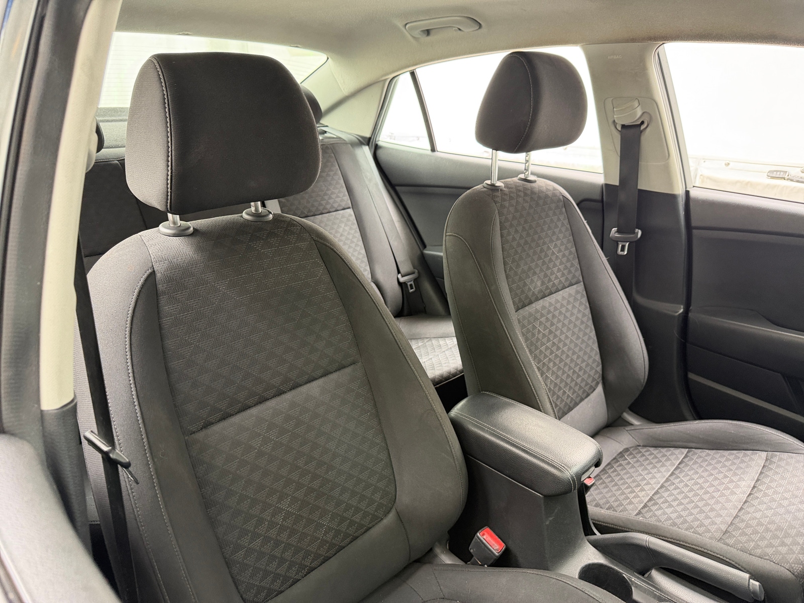 Thumbnail: 2022 Kia Rio - 2