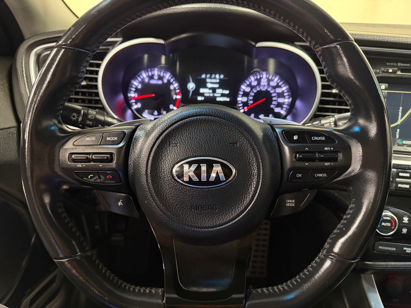 Thumbnail: 2015 Kia Optima - 4