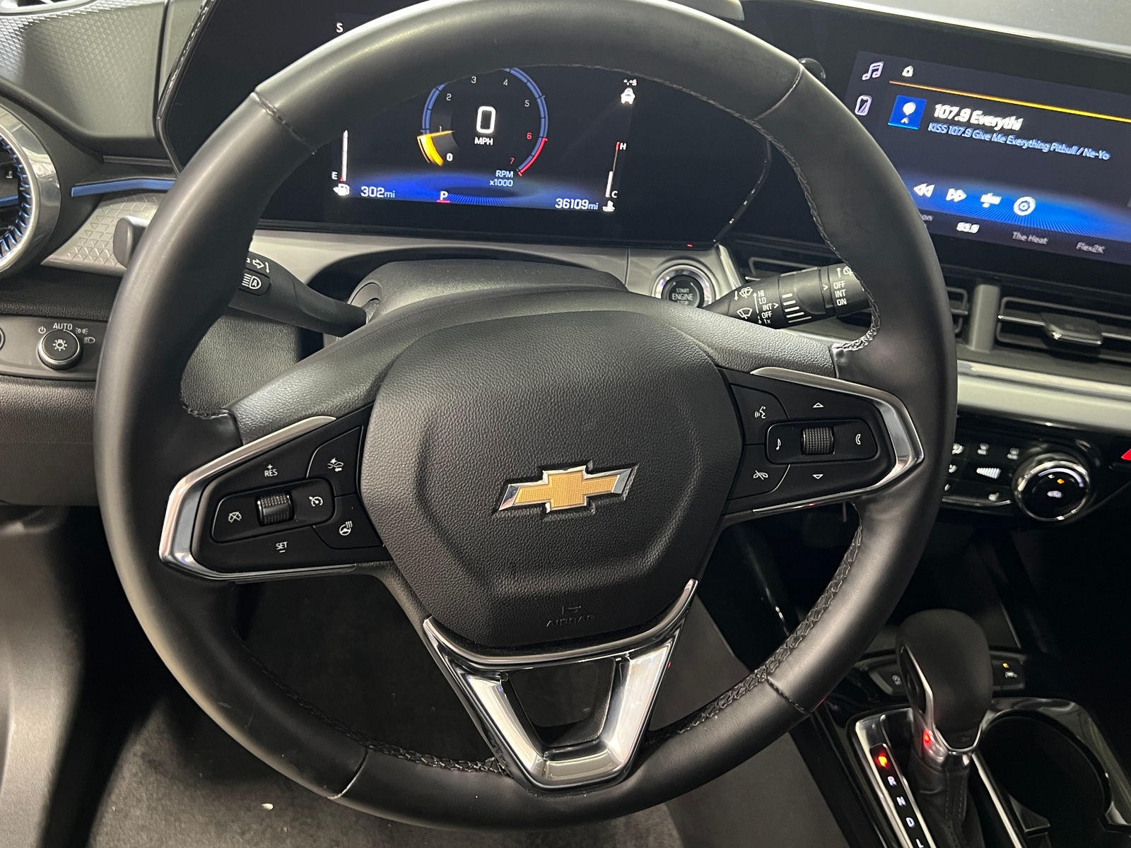 Thumbnail: 2025 Chevrolet Trax - 5