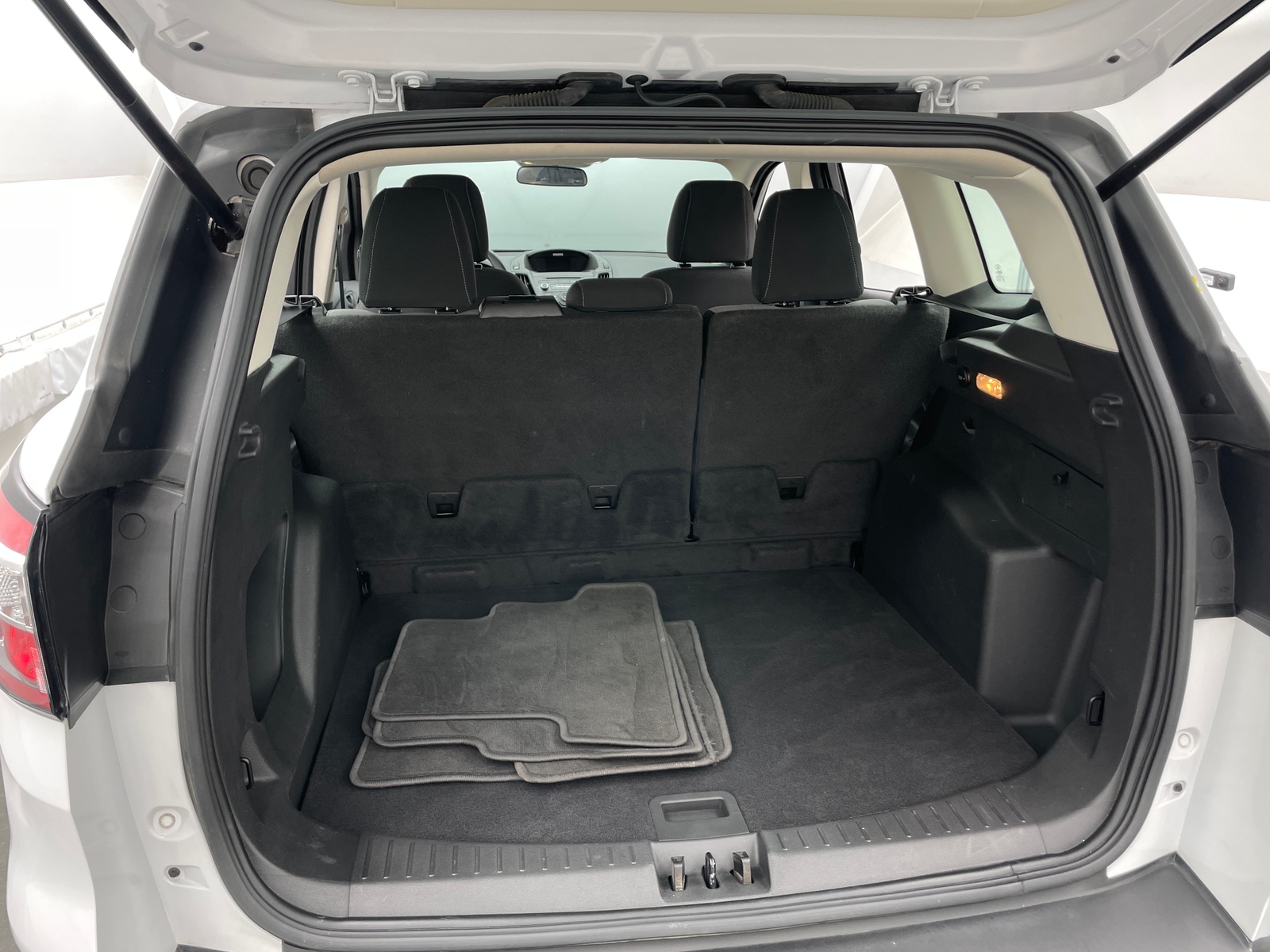 Thumbnail: 2017 Ford Escape - 7