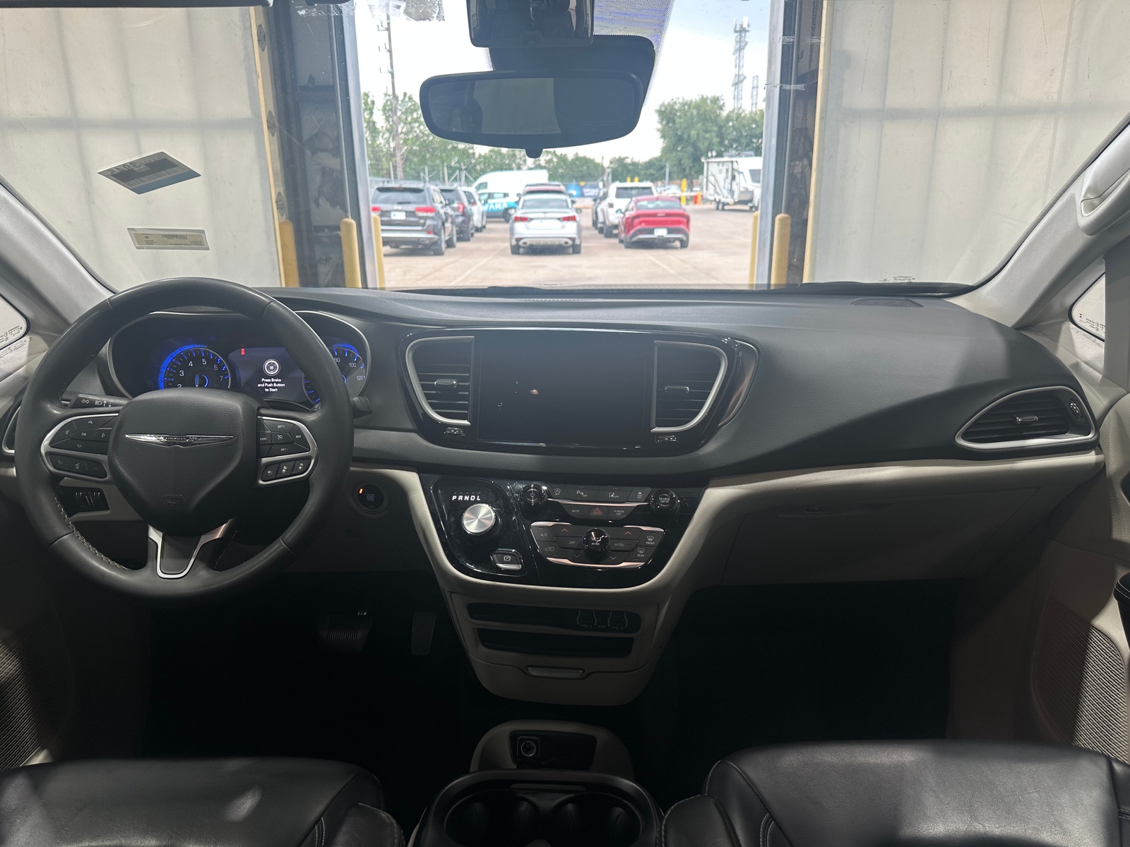 Thumbnail: 2023 Chrysler Pacifica - 2