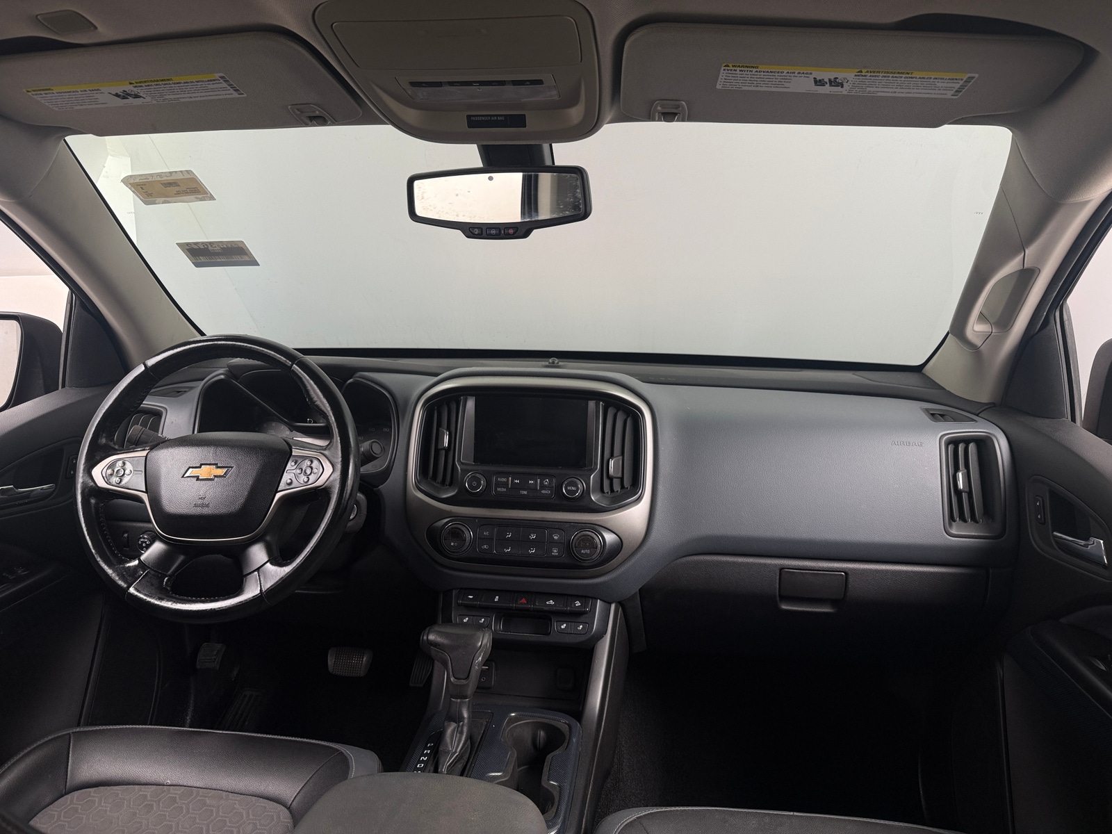 Thumbnail: 2016 Chevrolet Colorado - 3