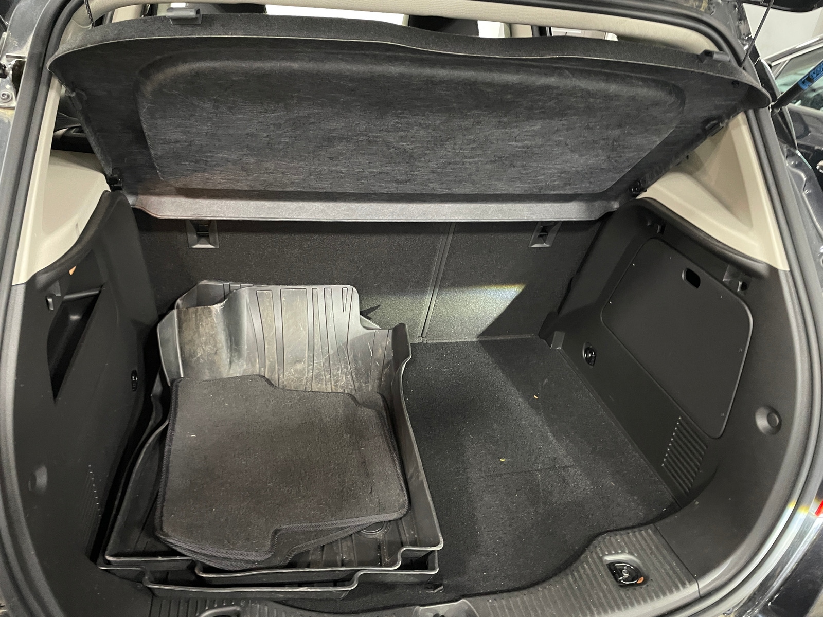 Thumbnail: 2019 Buick Encore - 6