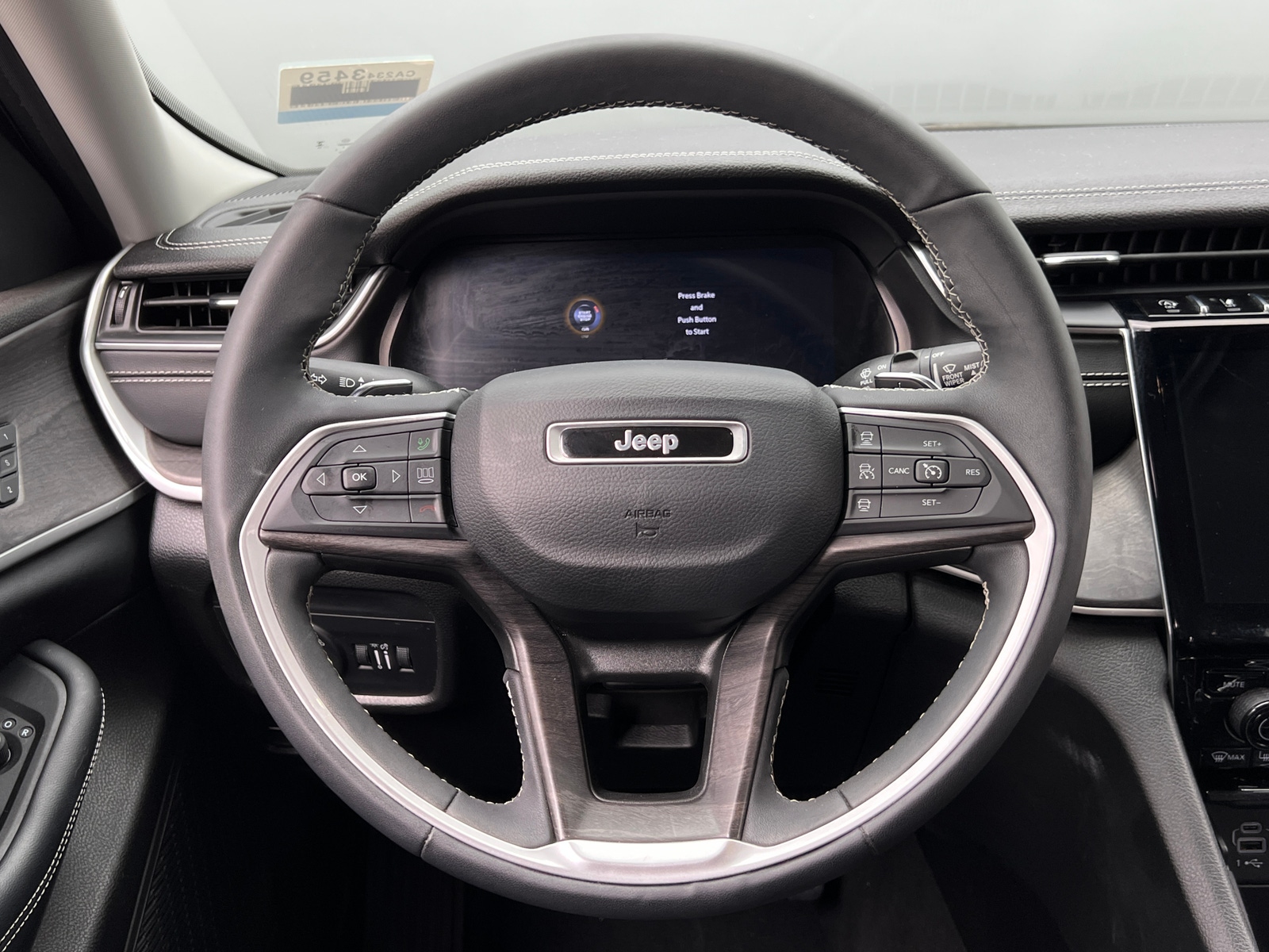 Thumbnail: 2023 Jeep Grand Cherokee L - 4
