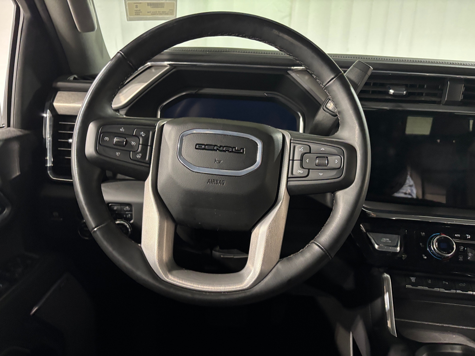 Thumbnail: 2024 GMC Sierra 2500 - 4