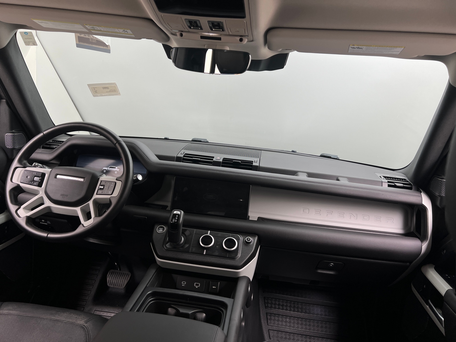 Thumbnail: 2024 Land Rover Defender - 2