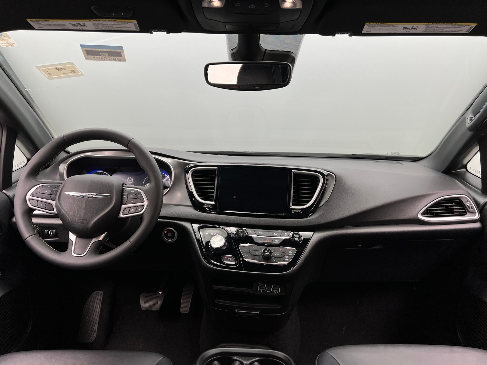 Thumbnail: 2025 Chrysler Pacifica - 2