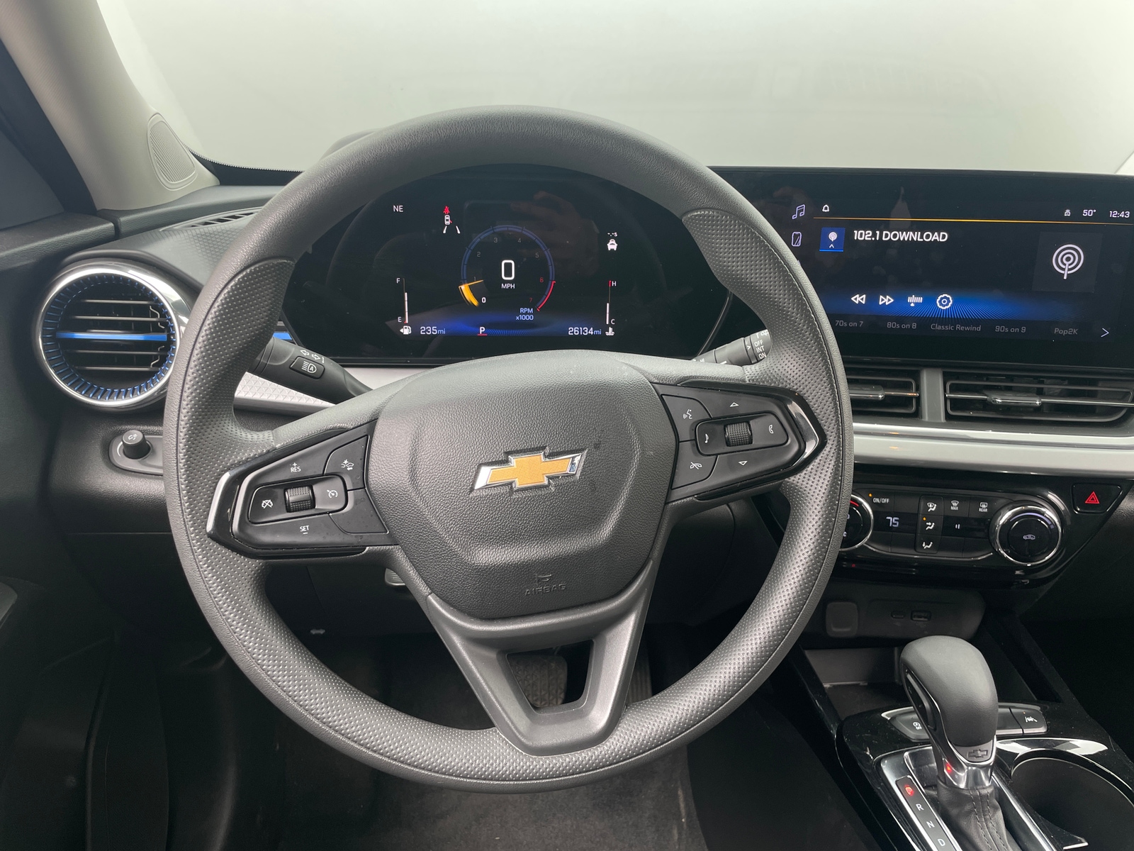 Thumbnail: 2025 Chevrolet Trax - 5